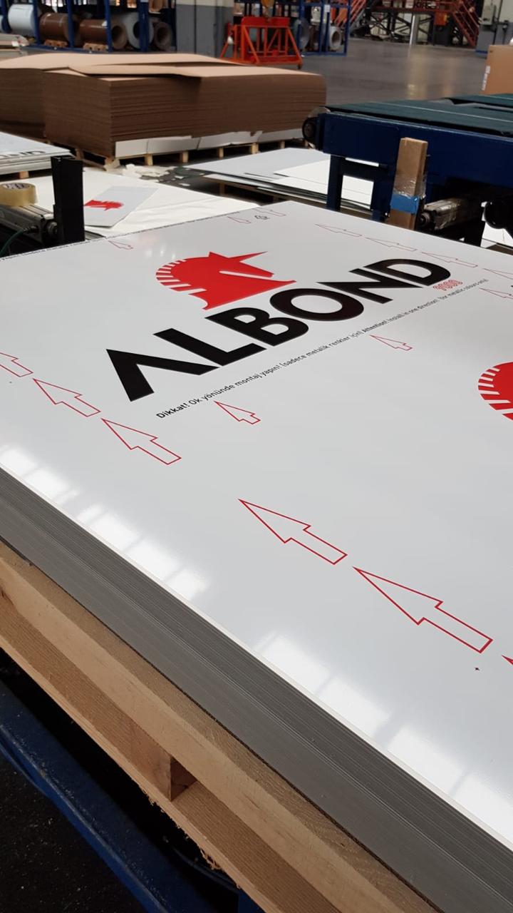 Алюмінієва композитна панель 4-04 Albond® 7000 / SOLID / RAL 4 Алюмінієва композитна панель 4-04 Albond® 7000 / SOLID / RAL - Зображення 4